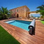 Piscina de fibra 7x3 con playa Varadero75