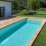 Piscina de fibra de vidrio 9x4 Cadaqués95